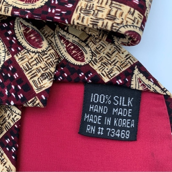 Vintage Looney Tunes Mania Tasmanian Devil 100% Silk Tie from 1995 - Picture 4 of 7